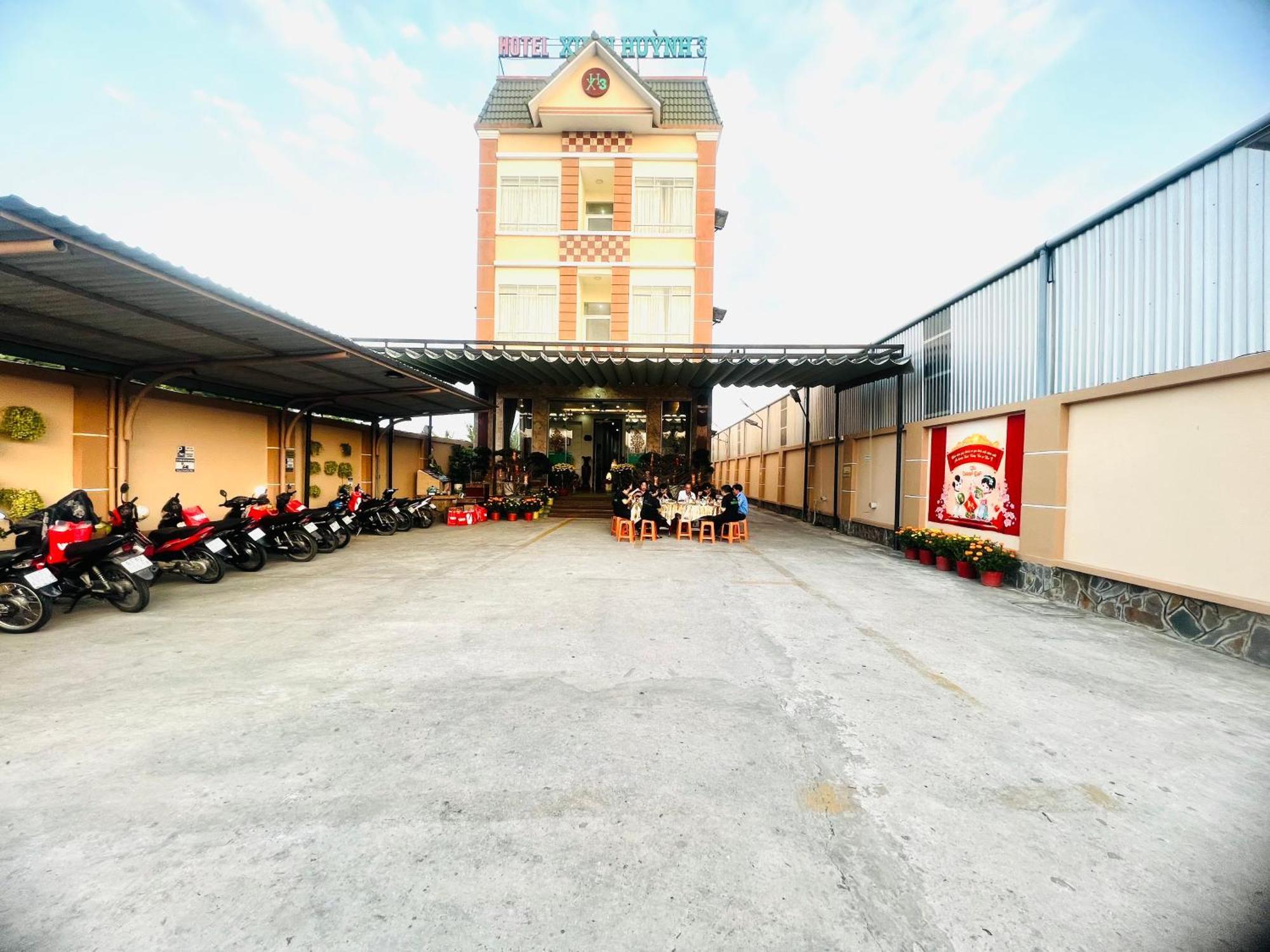 Xuan Huynh 3 Hotel Soc Trang المظهر الخارجي الصورة