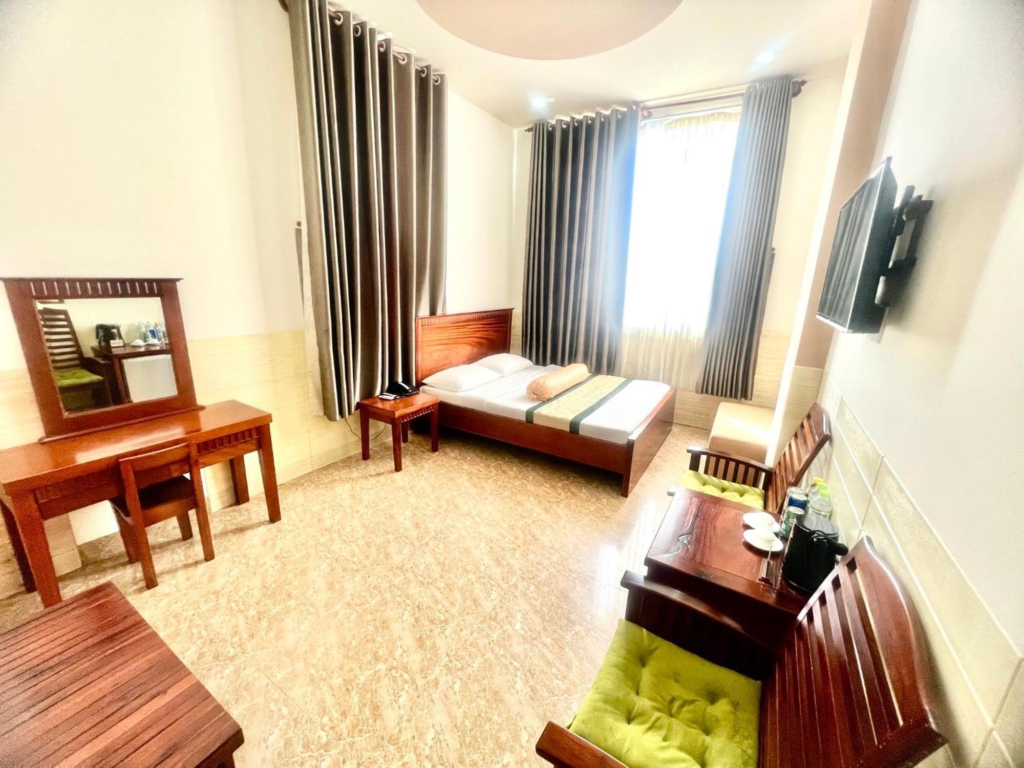 Xuan Huynh 3 Hotel Soc Trang المظهر الخارجي الصورة