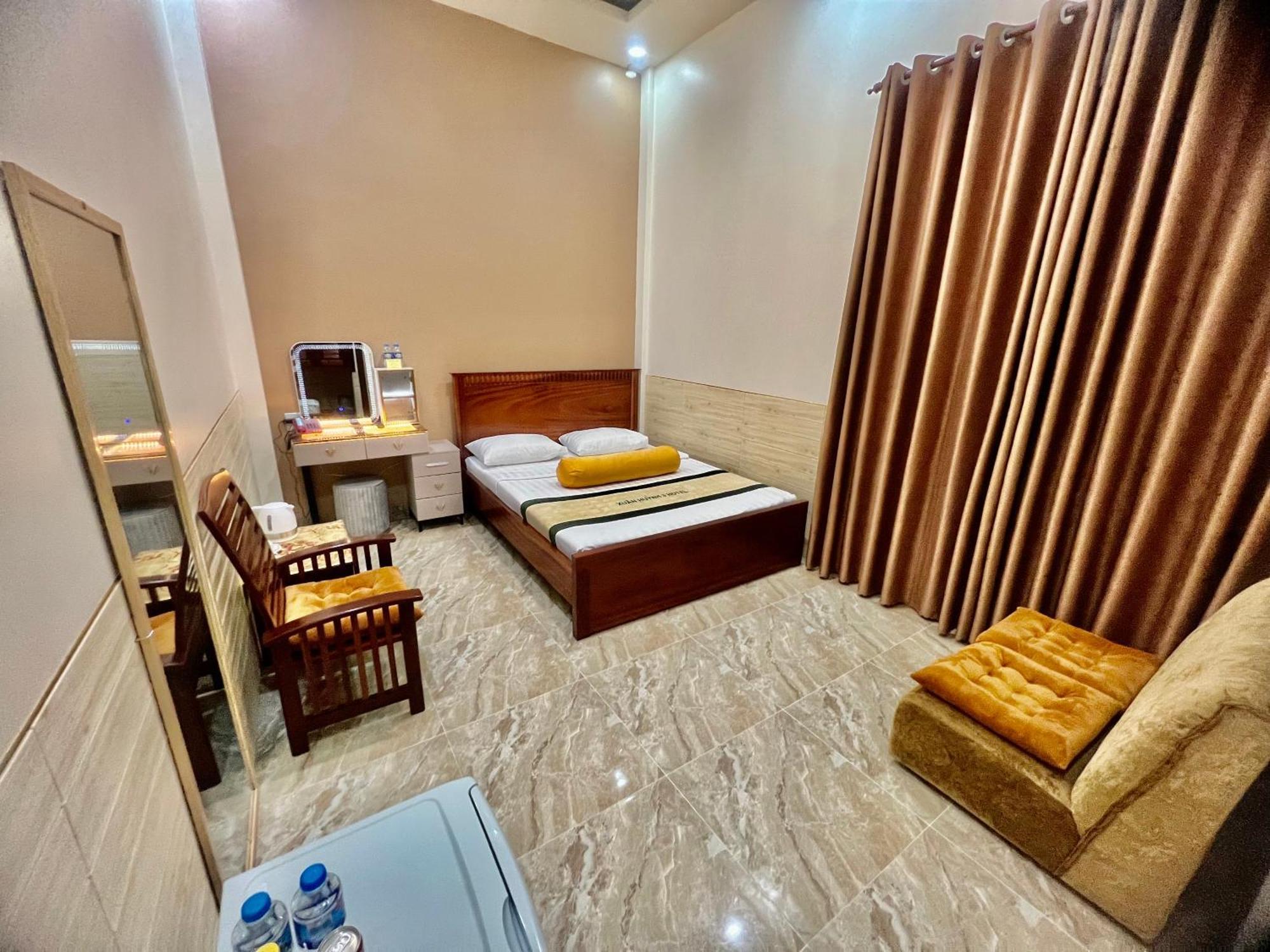 Xuan Huynh 3 Hotel Soc Trang المظهر الخارجي الصورة